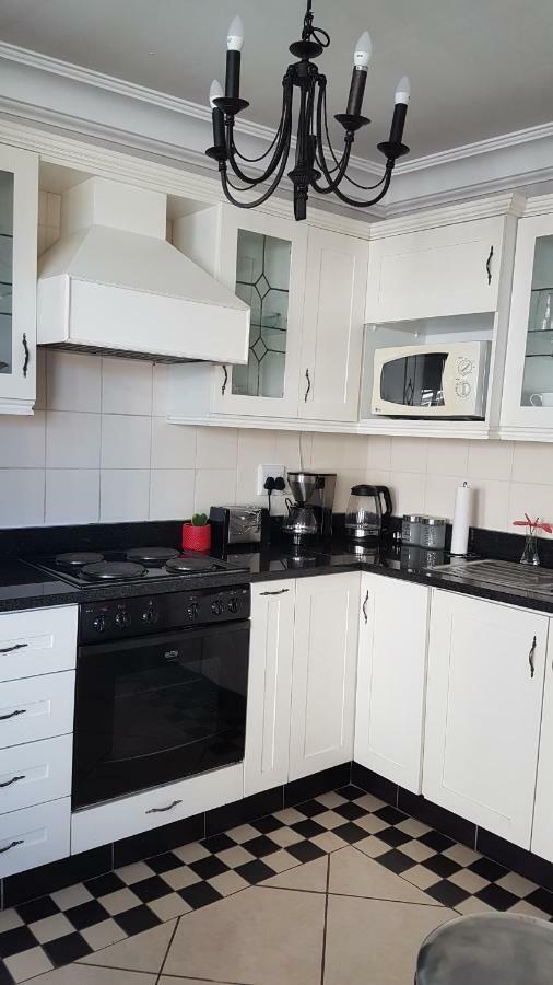 Innes Road Durban Accommodation 2 Bedroom Private Unit Экстерьер фото